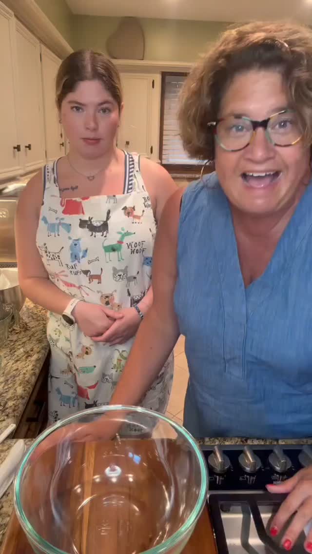 No matter how old they get, they still just want to stand in the kitchen with you.

#RealKitchenMoments #MomOfAdults #DinnerTime #FamilyMoments #CookingTogether